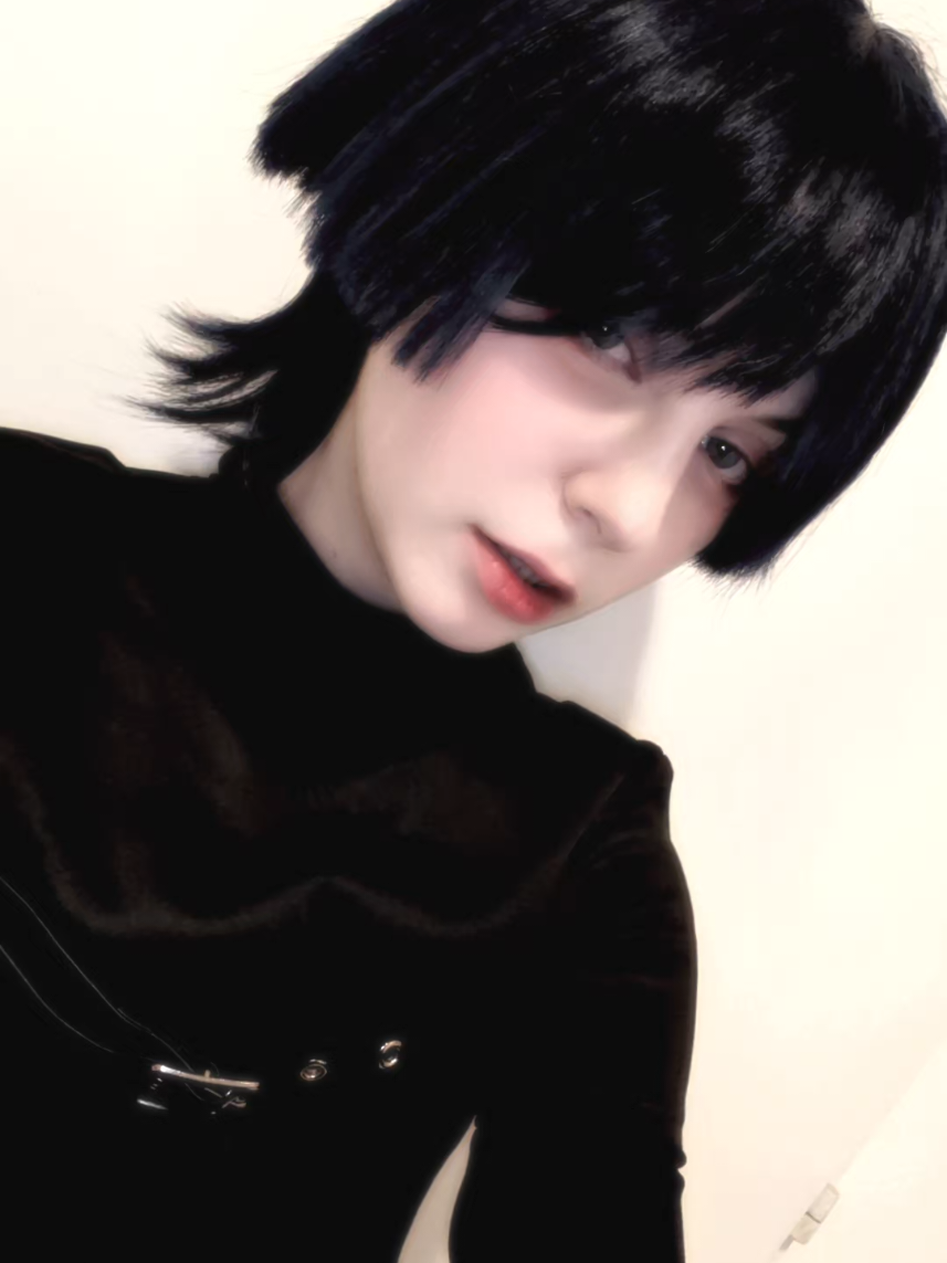 @✧ Lyco (🖋)🕹️ ✧