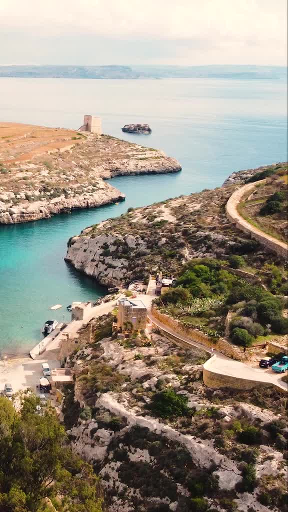 @VisitGozo
