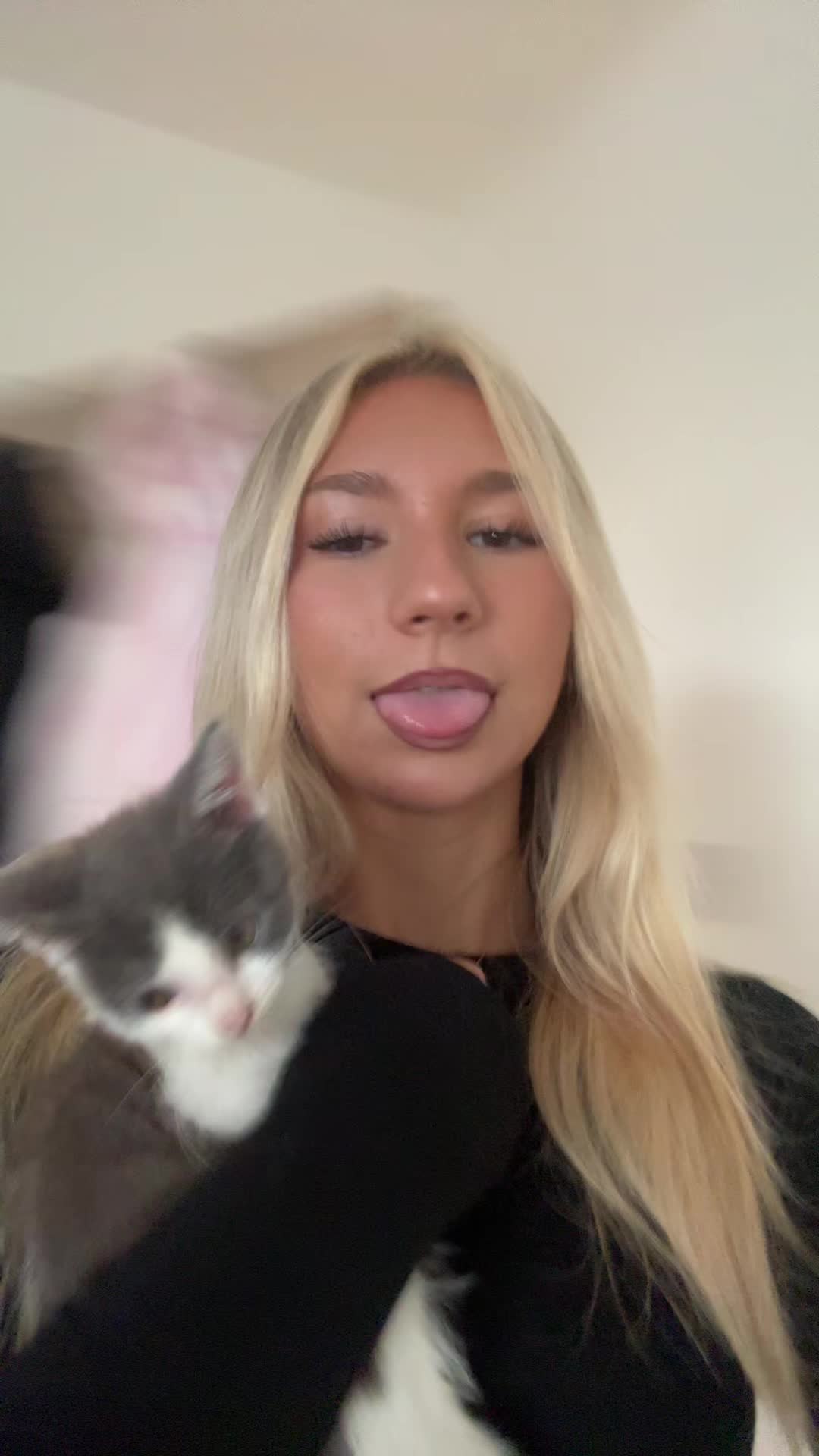 @💕