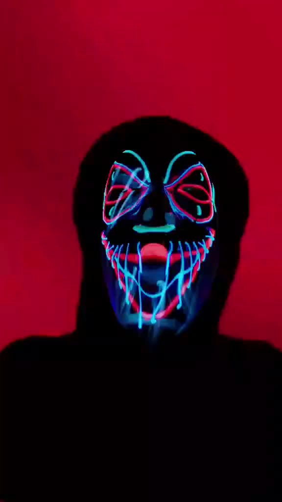 @kev saz 🇬🇧 the neon's