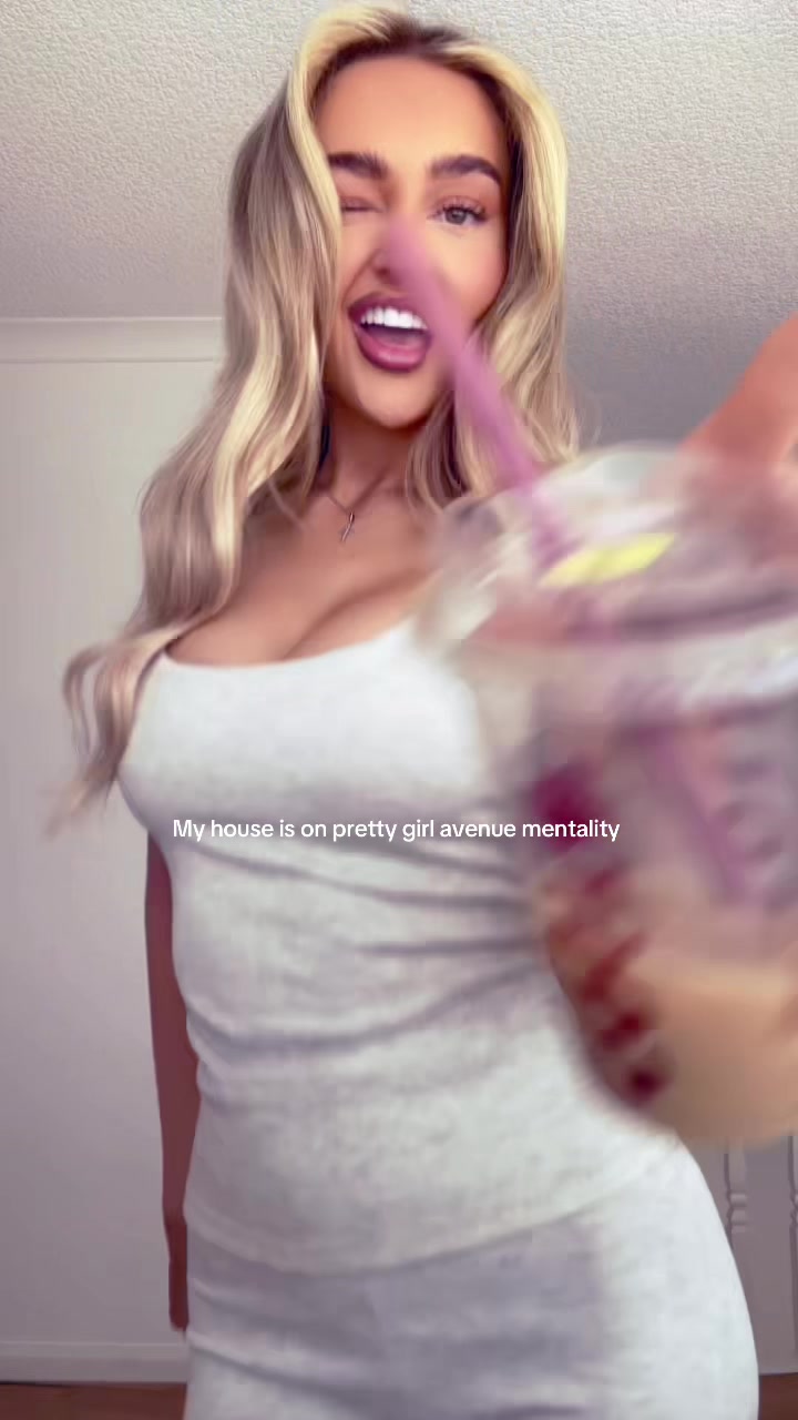 @Lucealexandraaa