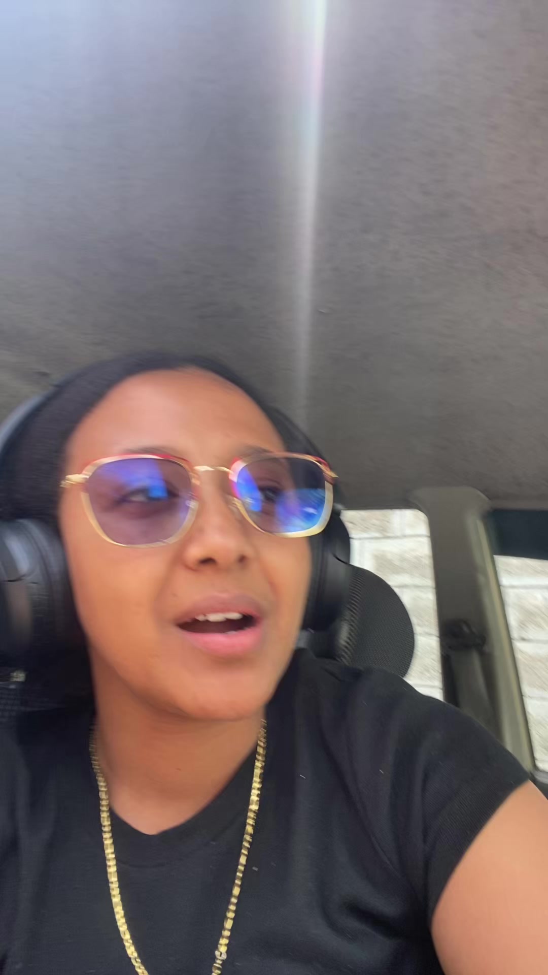 @Kbra_m