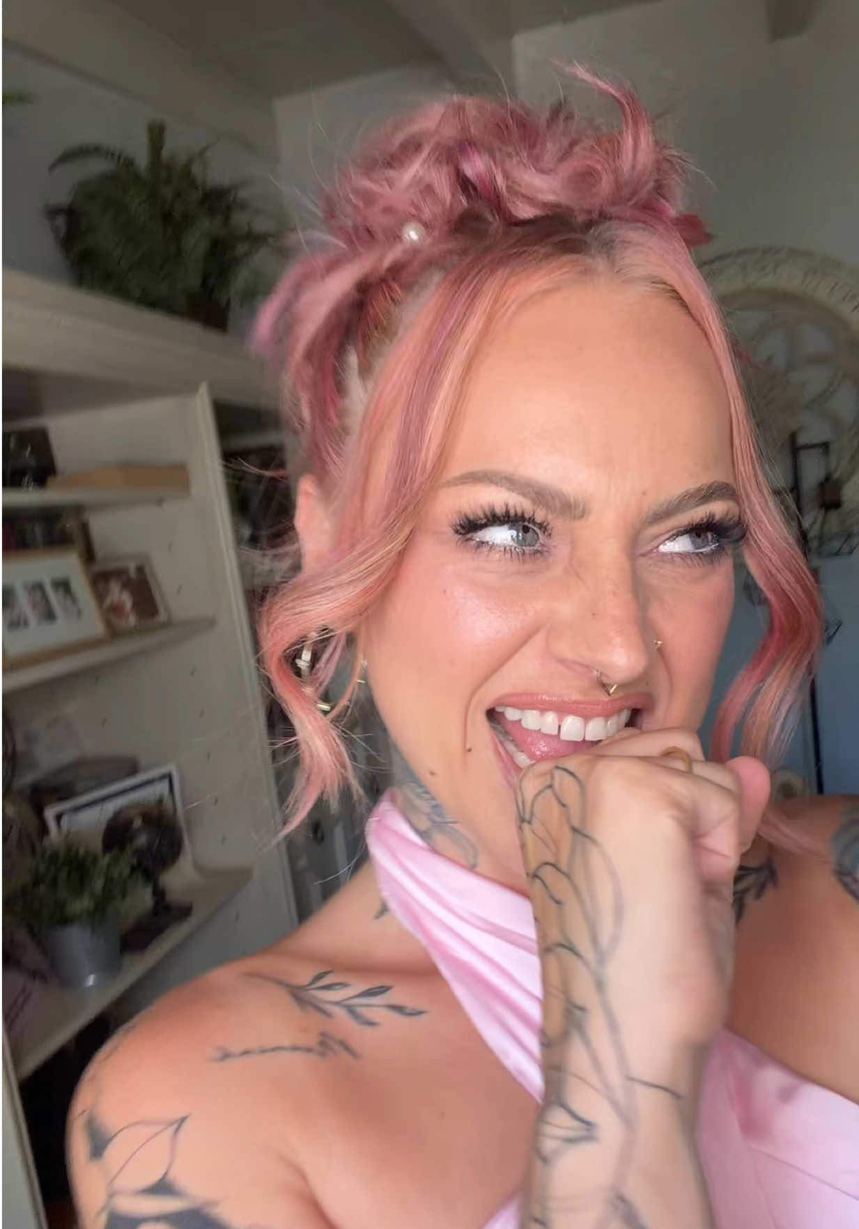 @Megan&ensp;Renee