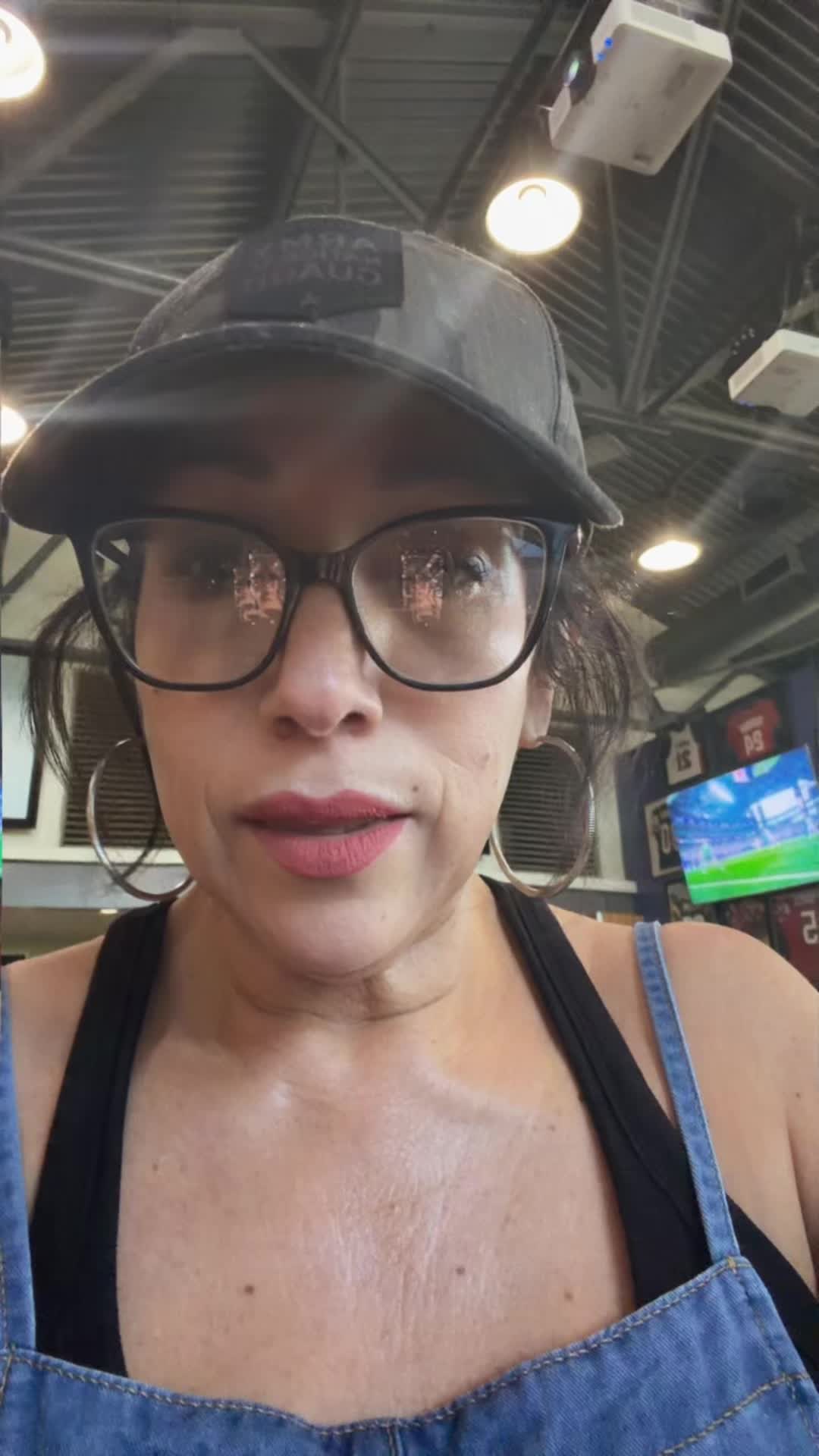@anita