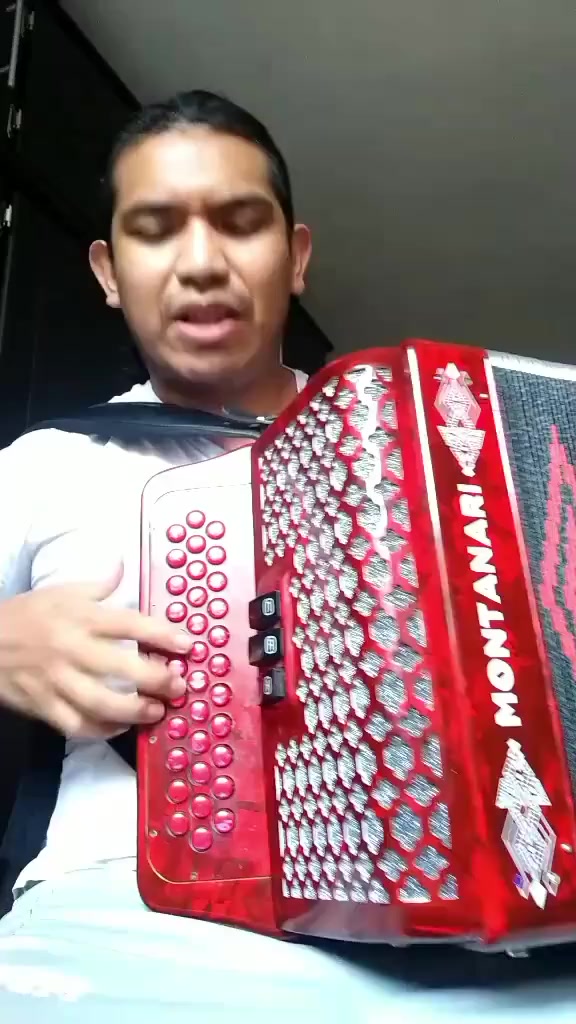 @Danny Barrón Acordeonazos