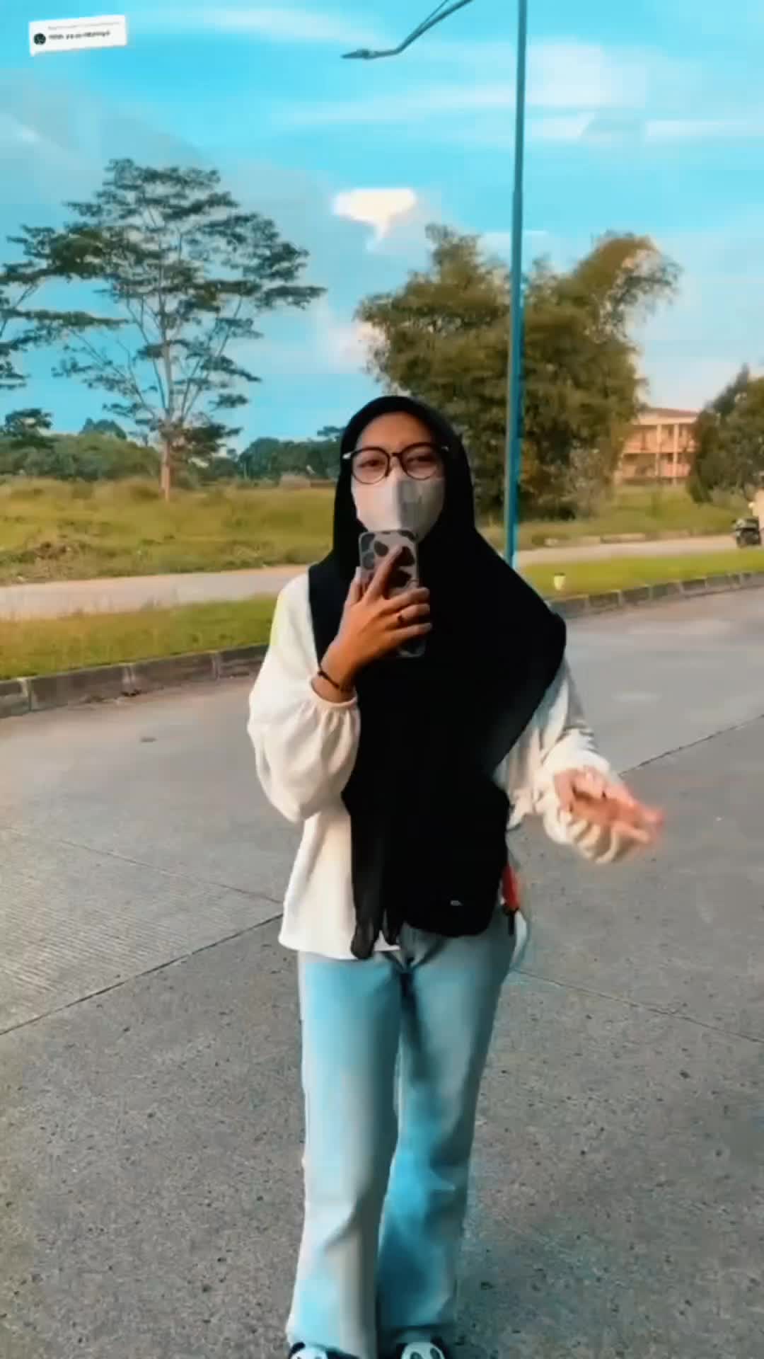 @∘˚˙✯&Eacute;MP&Euml;RŌR✯˙˚∘