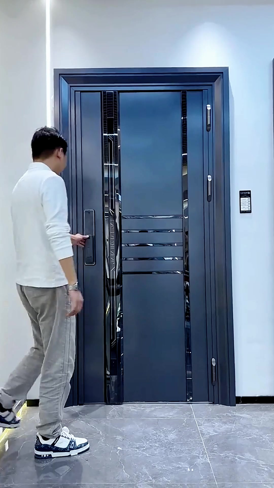 @KEST DOOR
