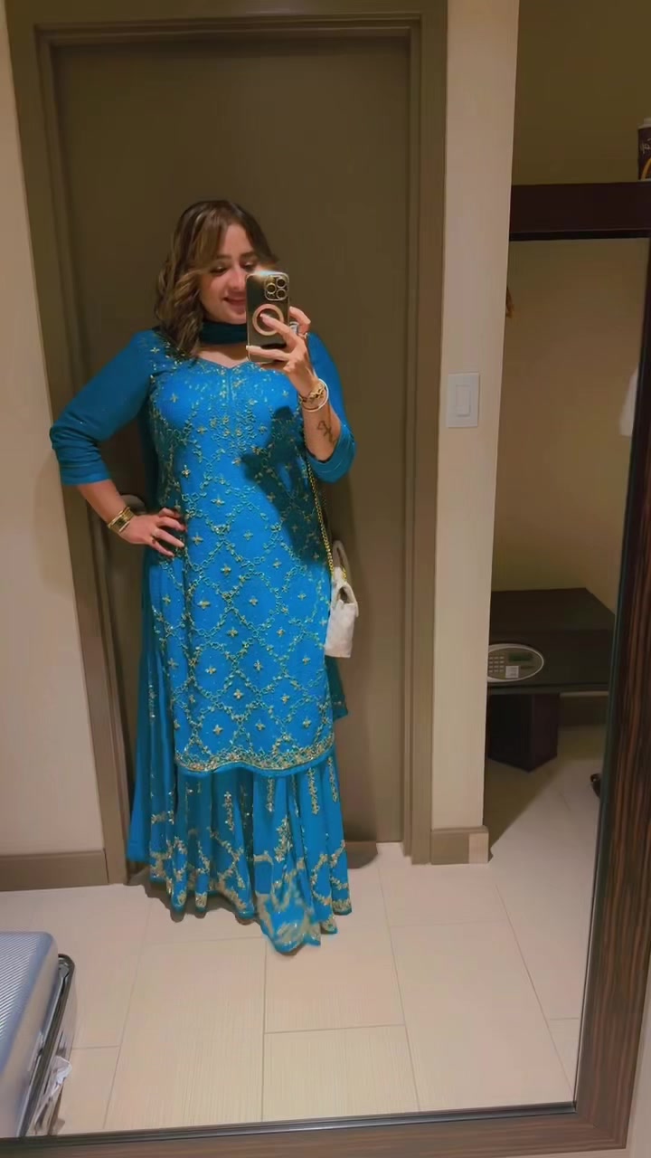 @NEENA DESIGNS