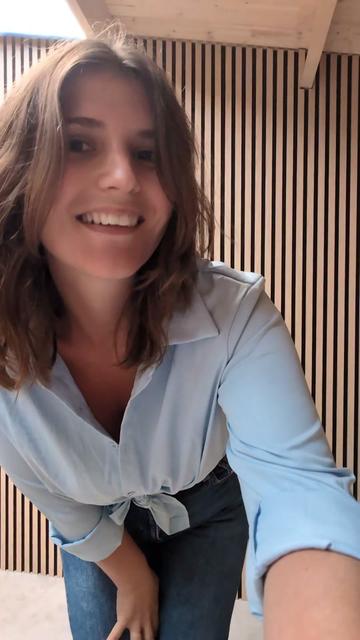 @justme-elena