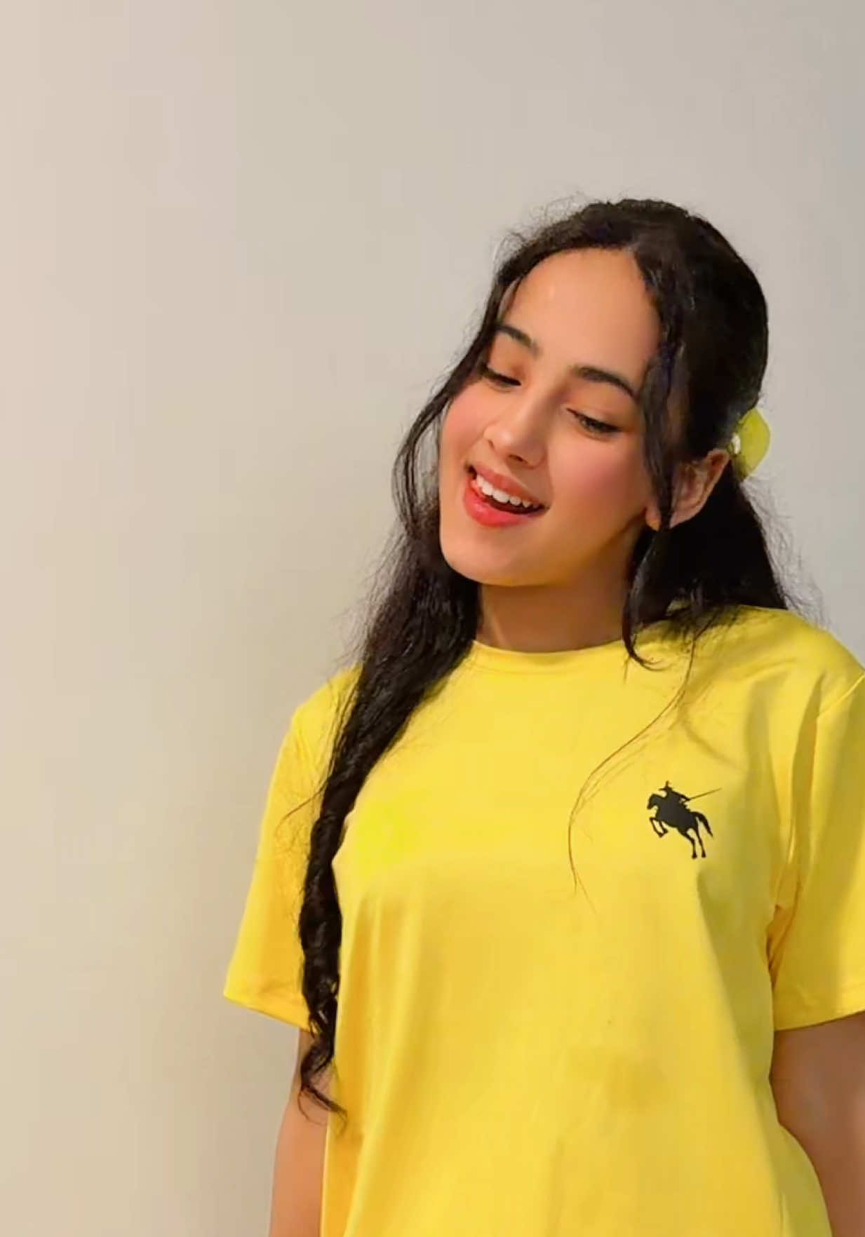 @ورد بنت الغزال