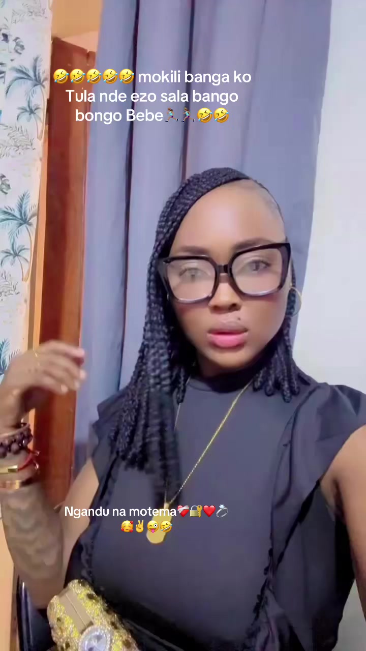 @Vava bafossette la katangaise