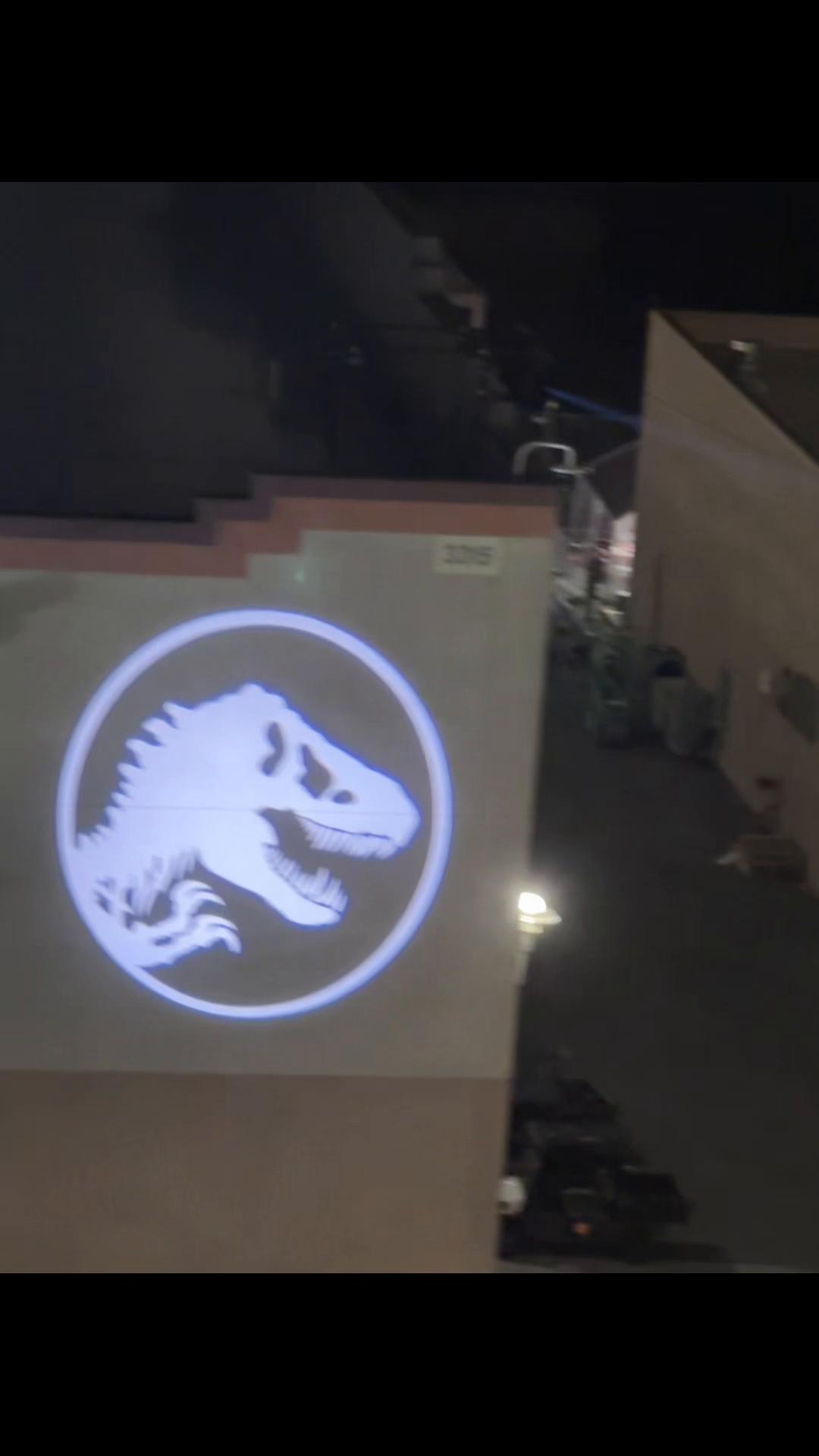 @ . 🦖🦖