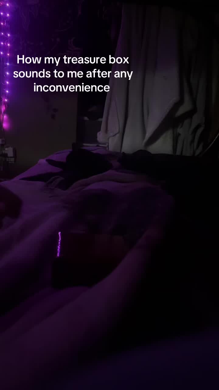 @Who Dis?