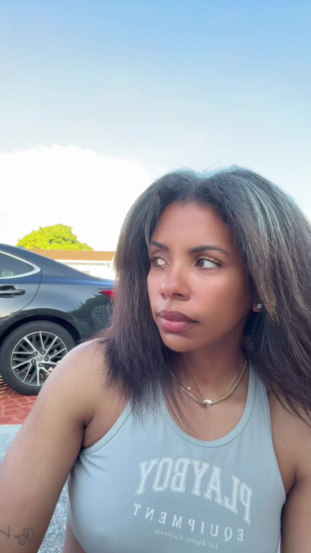 @Ana