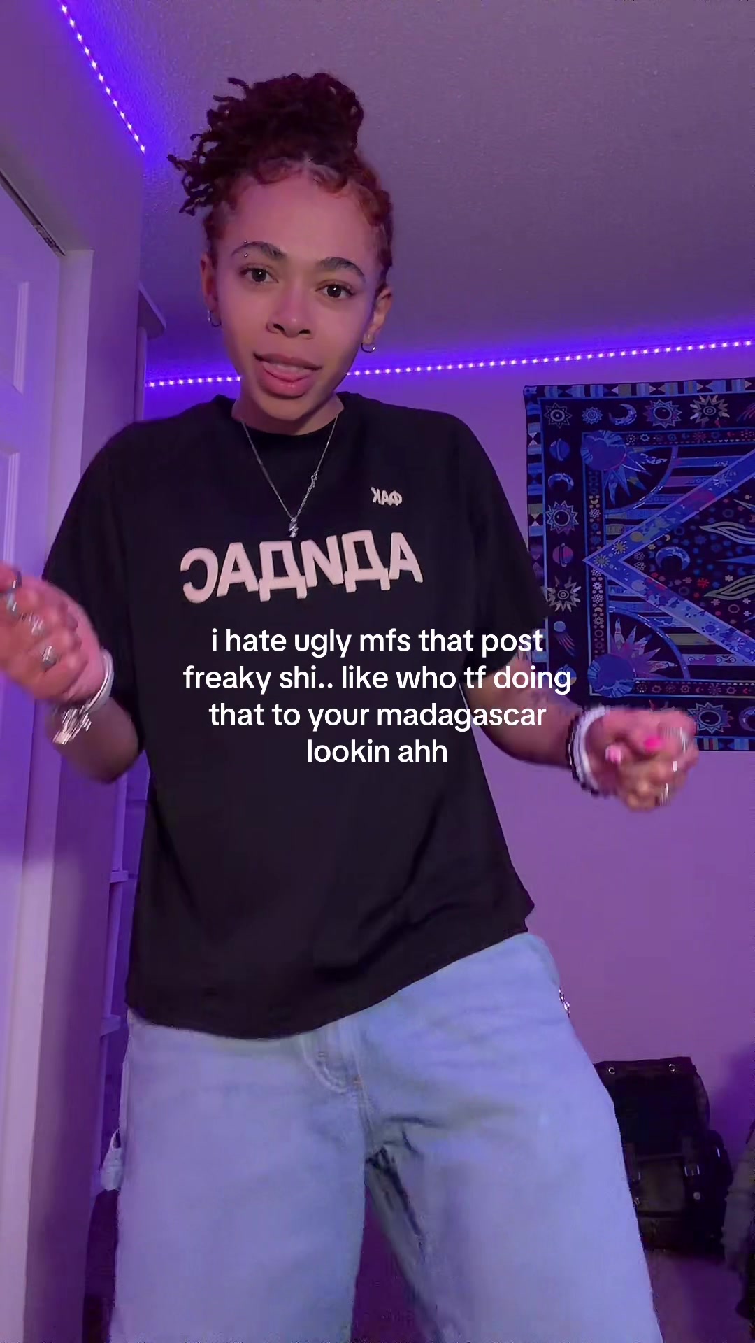 @Catrina🖤
