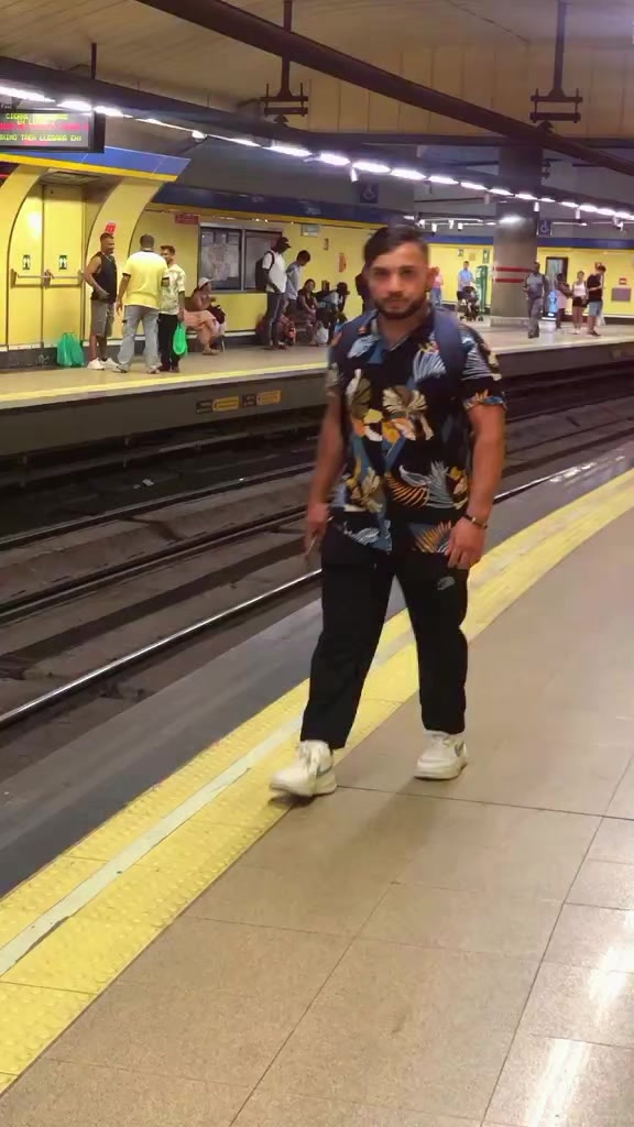 @Malik 722🇵🇰♥️🇪🇸