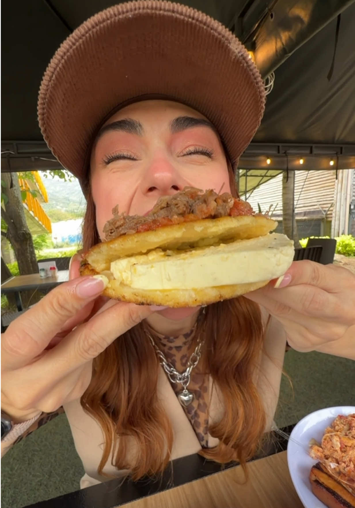 @LolaCarolaFood
