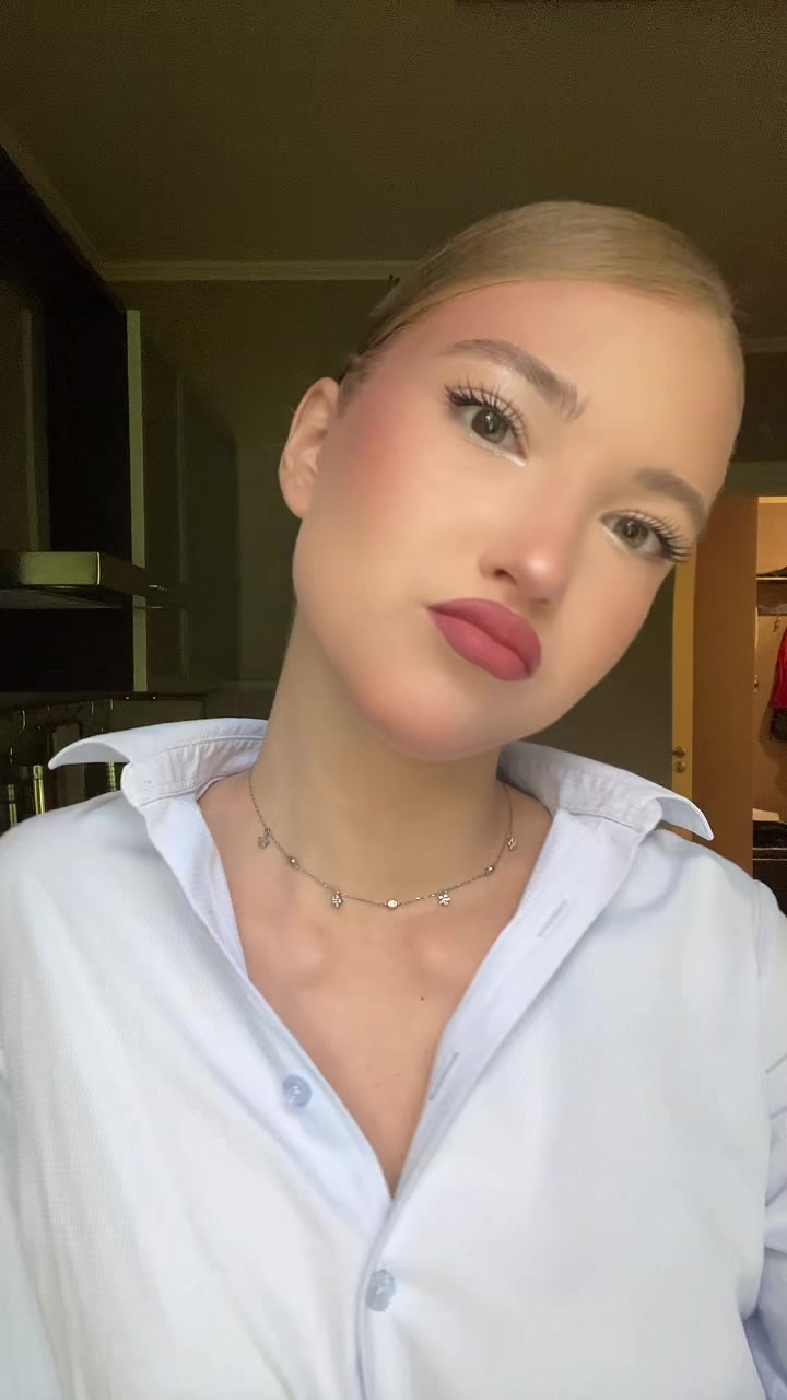 @мельникова