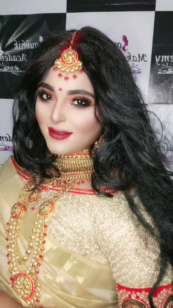 @Soubhik MakeupArtist