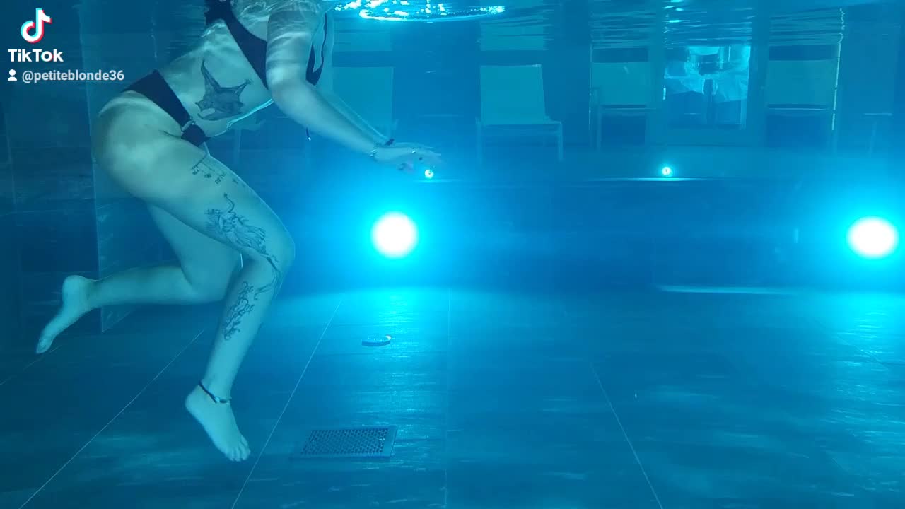 @petiteblonde36