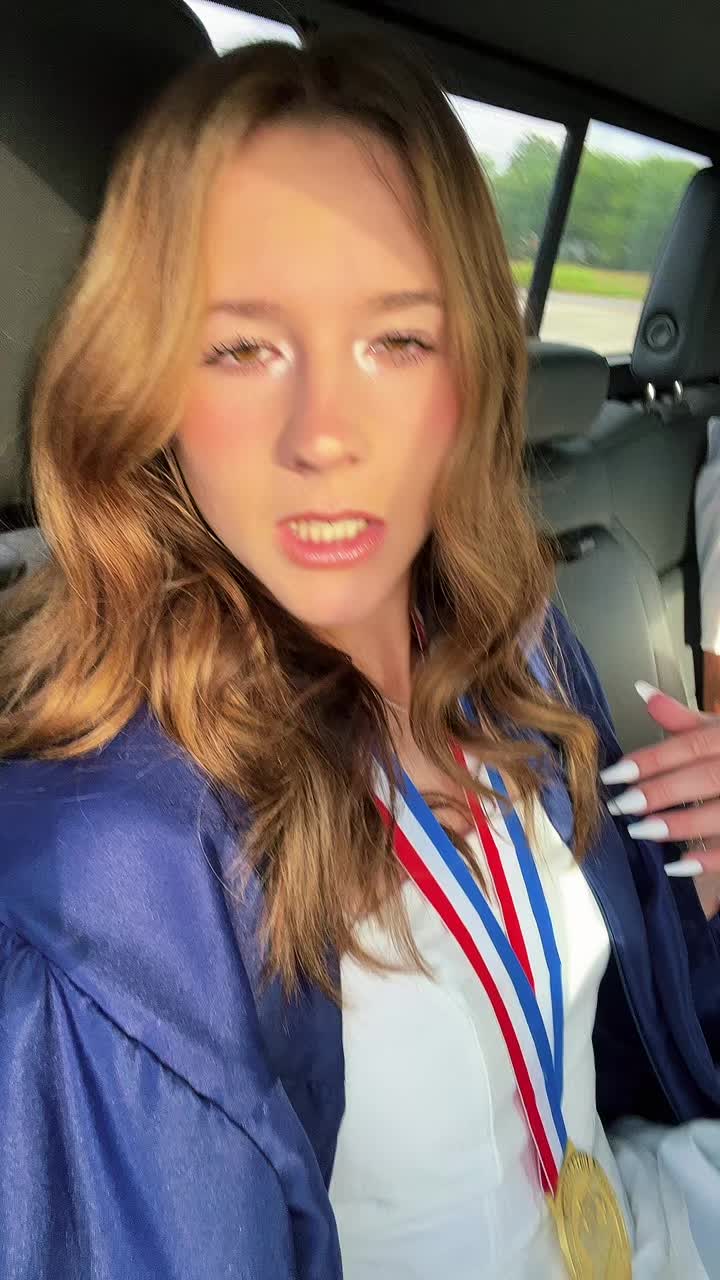 @leighannn