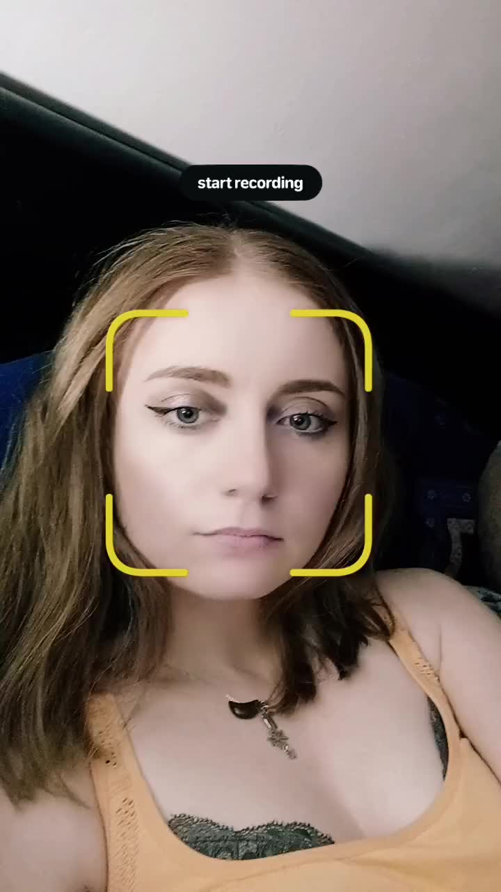 @7l0r1n4