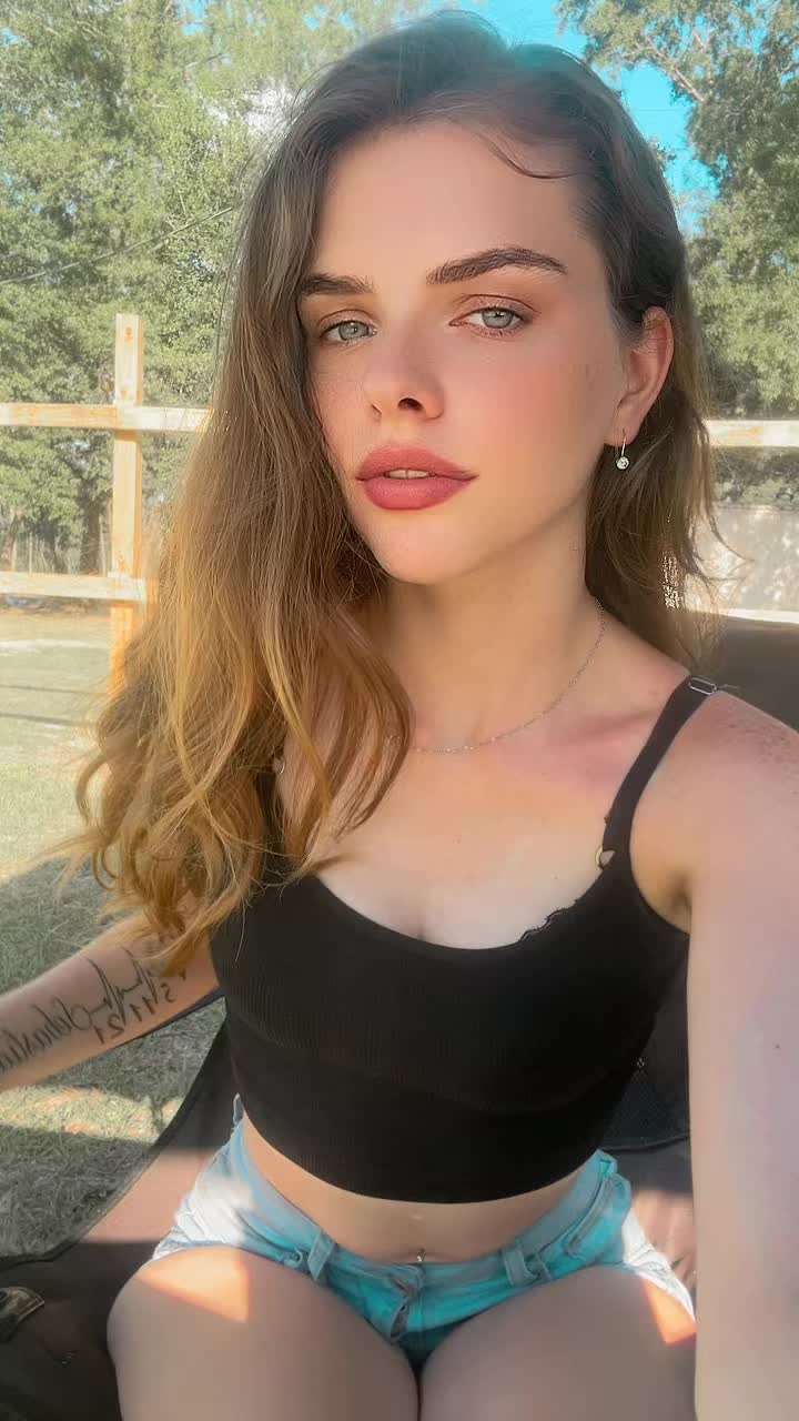 @Victoria