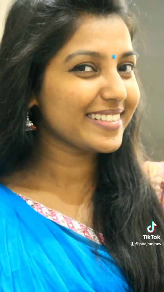 @poojameaw