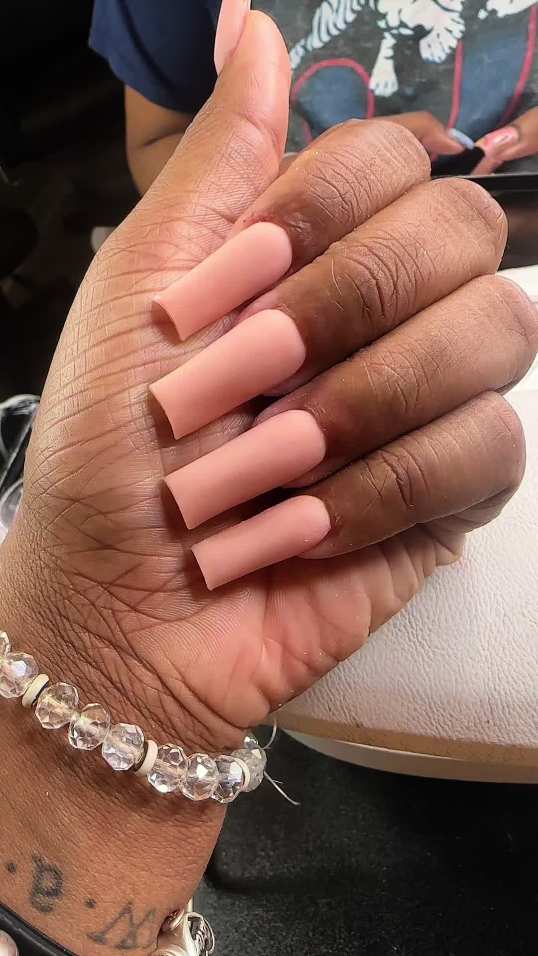 @niyabrione
