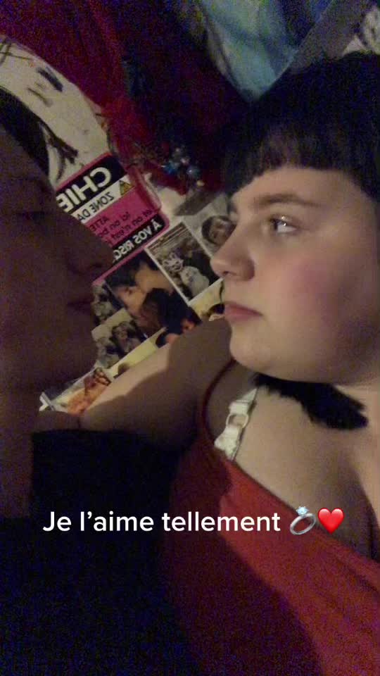 @𝒜𝒷𝒷𝓎𝒞𝒽𝓇𝒾𝓈 🍓