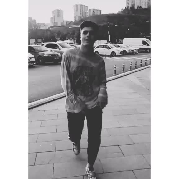 @&alpha;&beta;HI