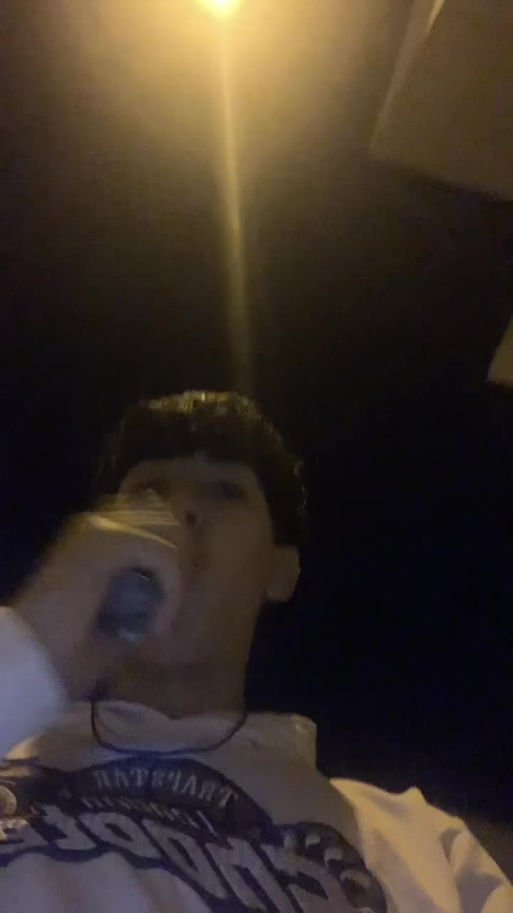 @Adamoox