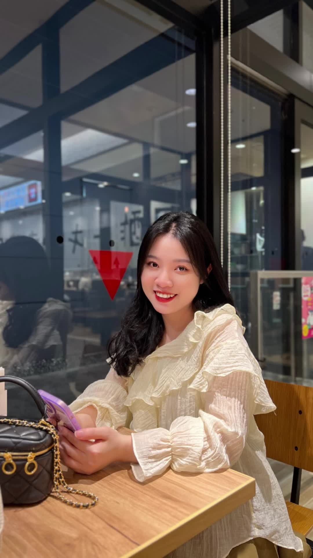 @Tiệm thuê váy Bế Thị Thao 🎀