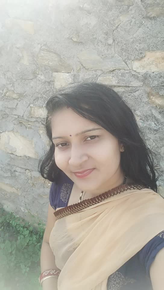 @👑 pooja 👑