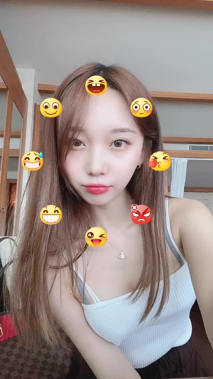 @혀니 Hyunnie