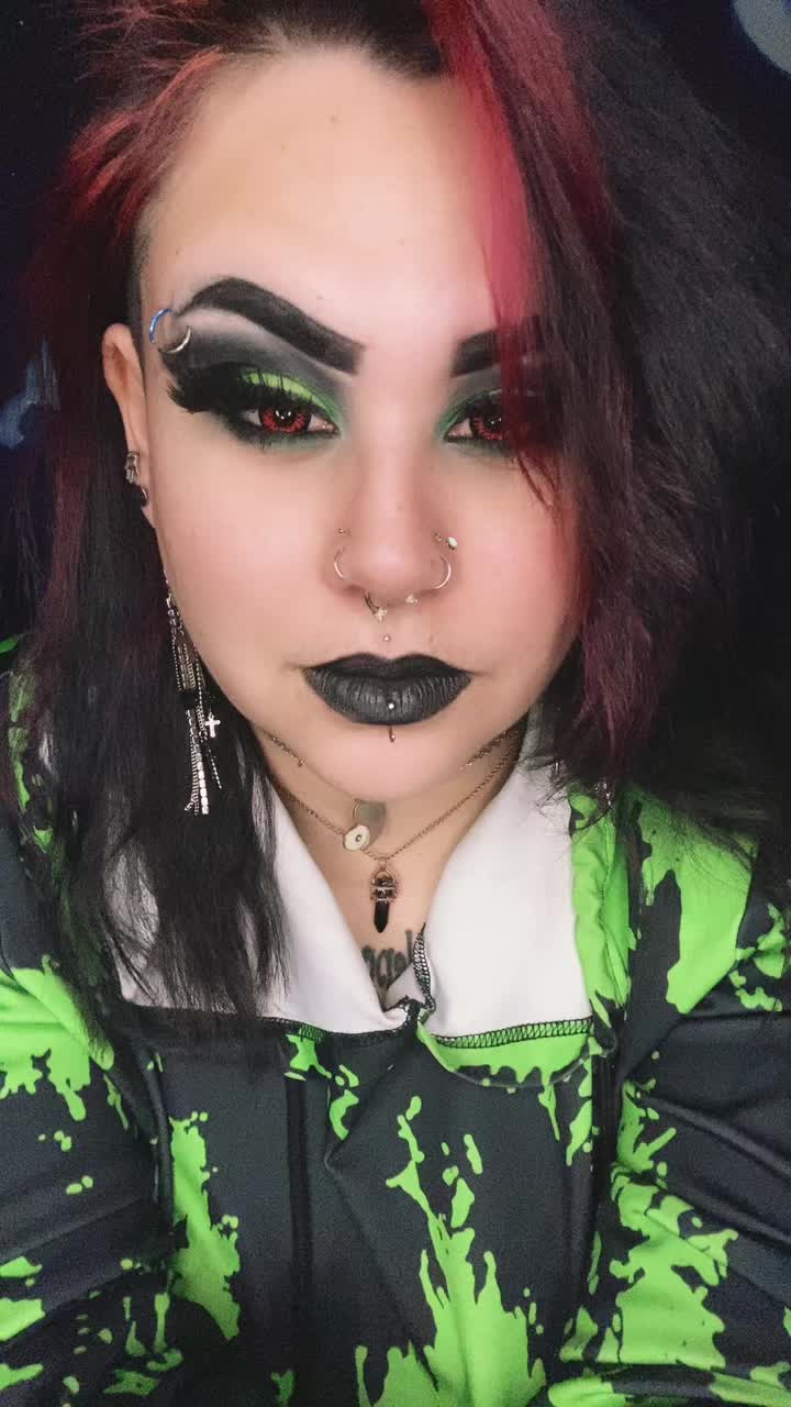 @🖤💚MamaSkittles💚🖤