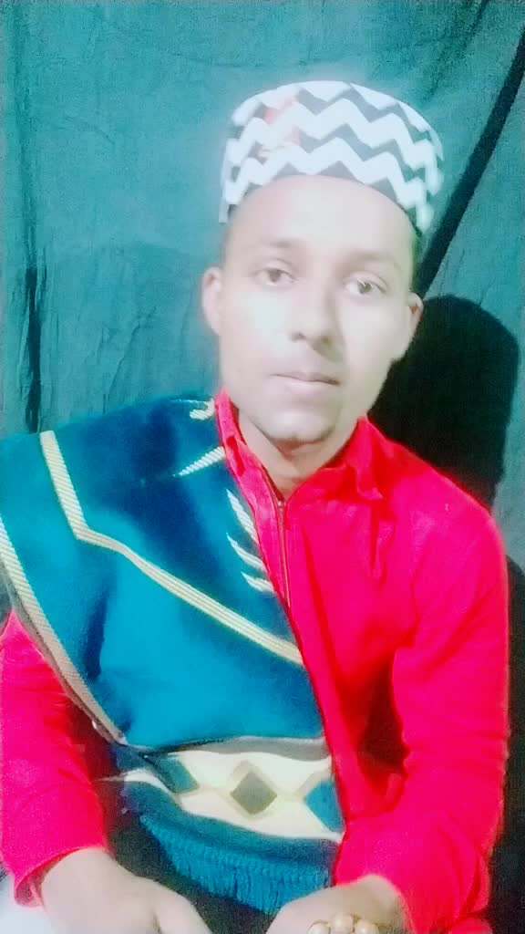 @MrS__gulabi__LOVE