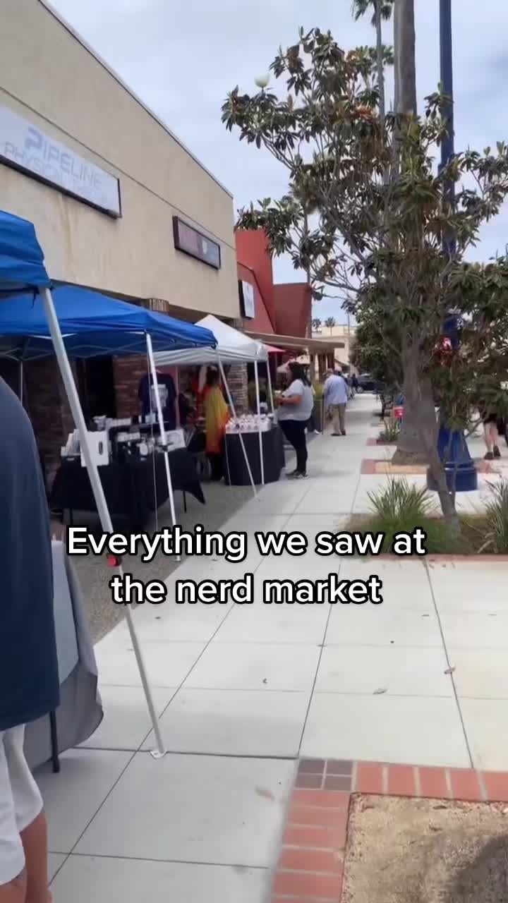 @brandysocial