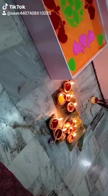 @Chumi Deka