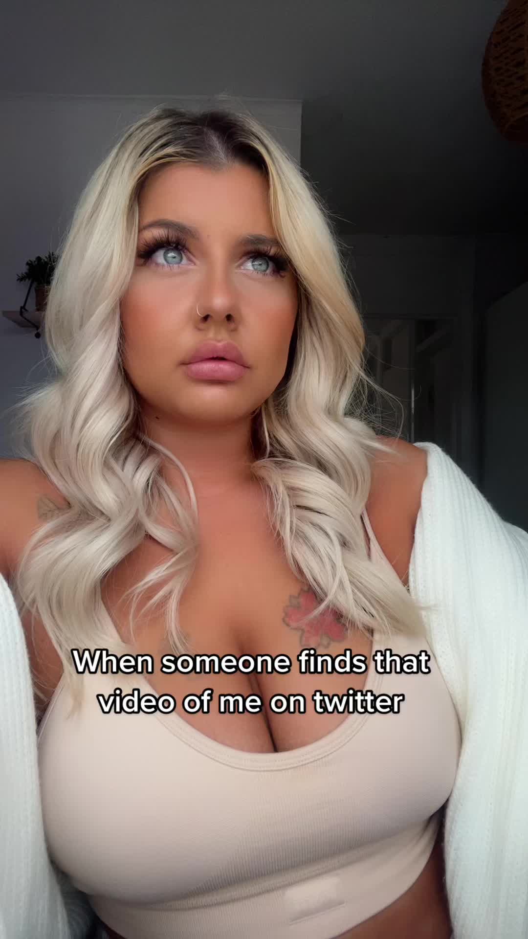 @onlyelliej