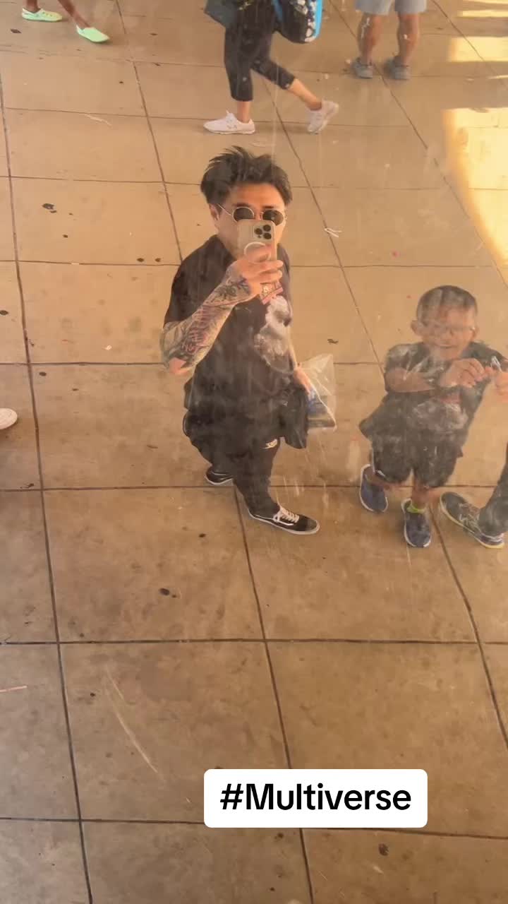 @Zu