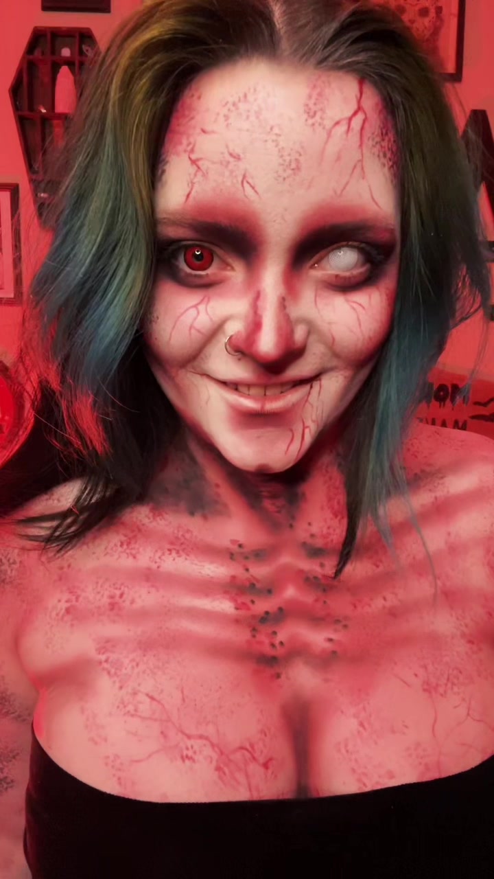 @MortemMakeup