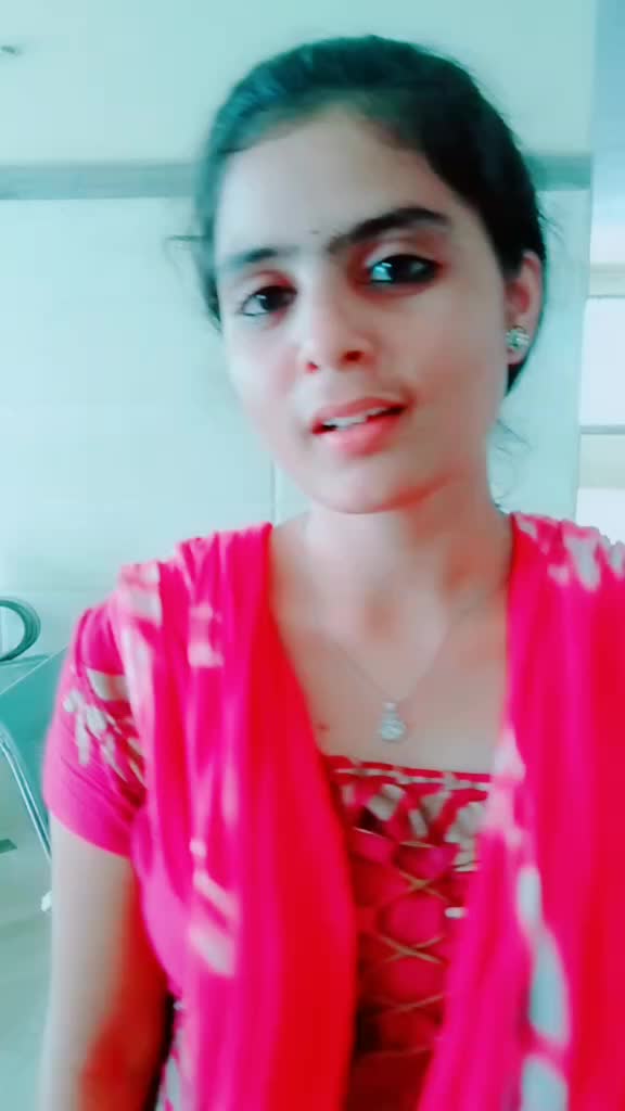 @dhanu queen 👑