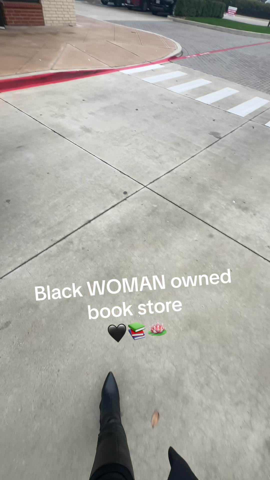 @thebookedballer