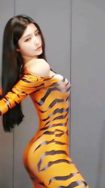 @lucya