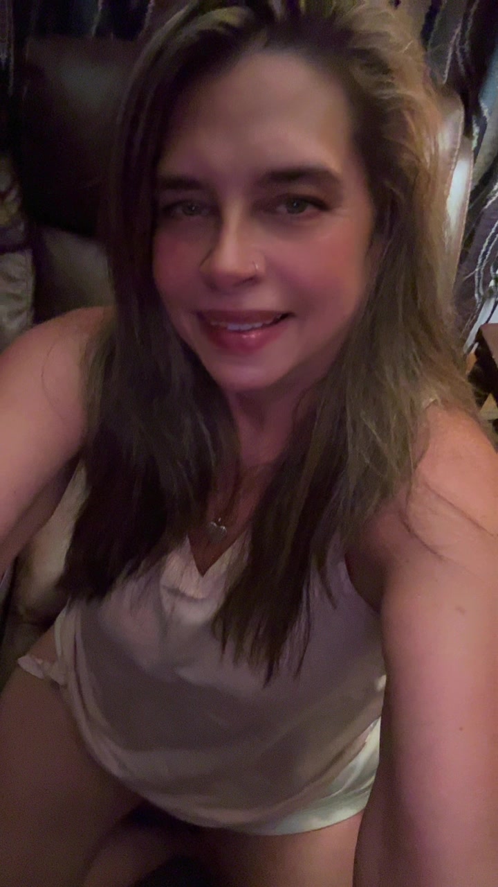 @Sweet_Angelic_Lizzy