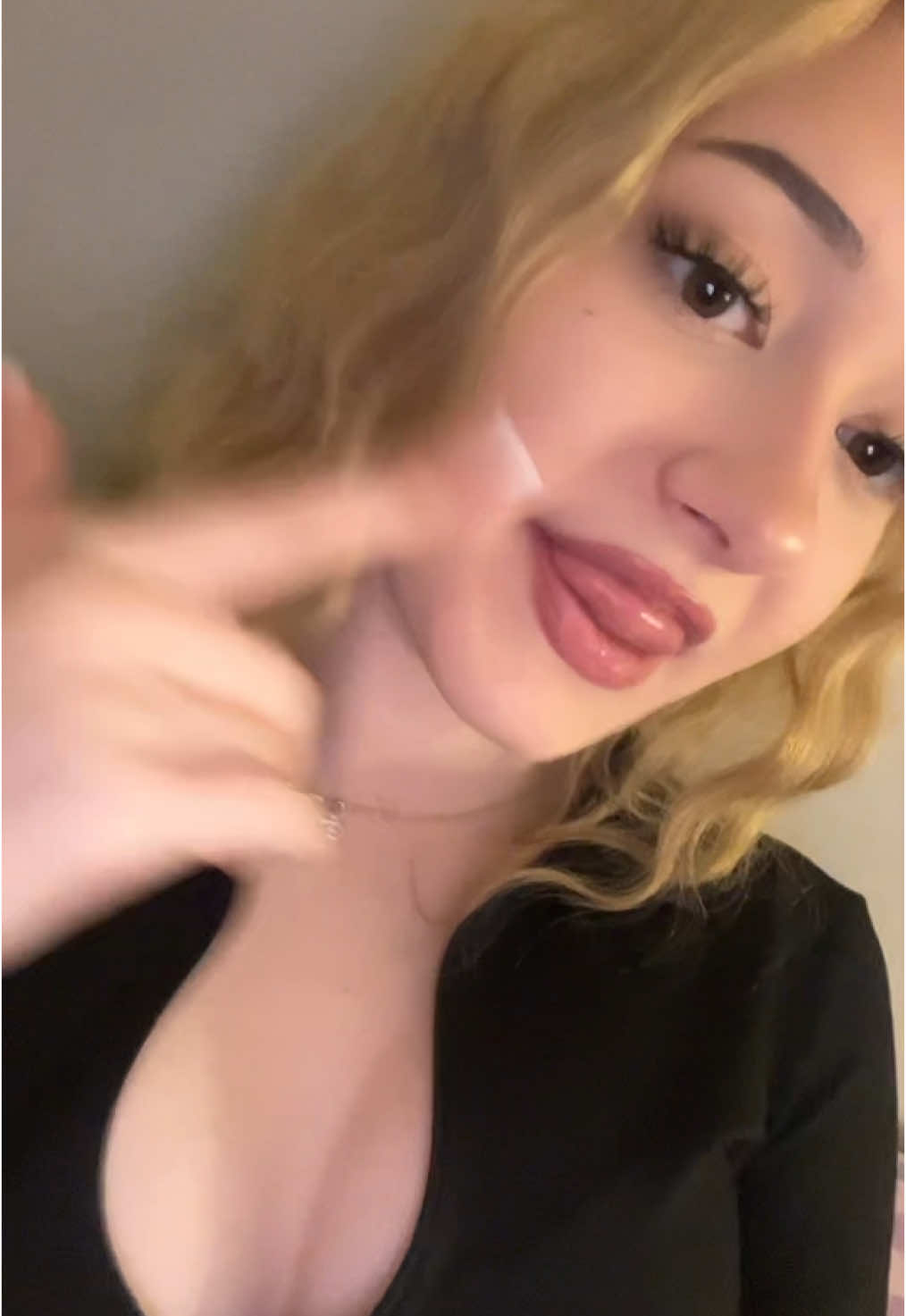@helenasophie