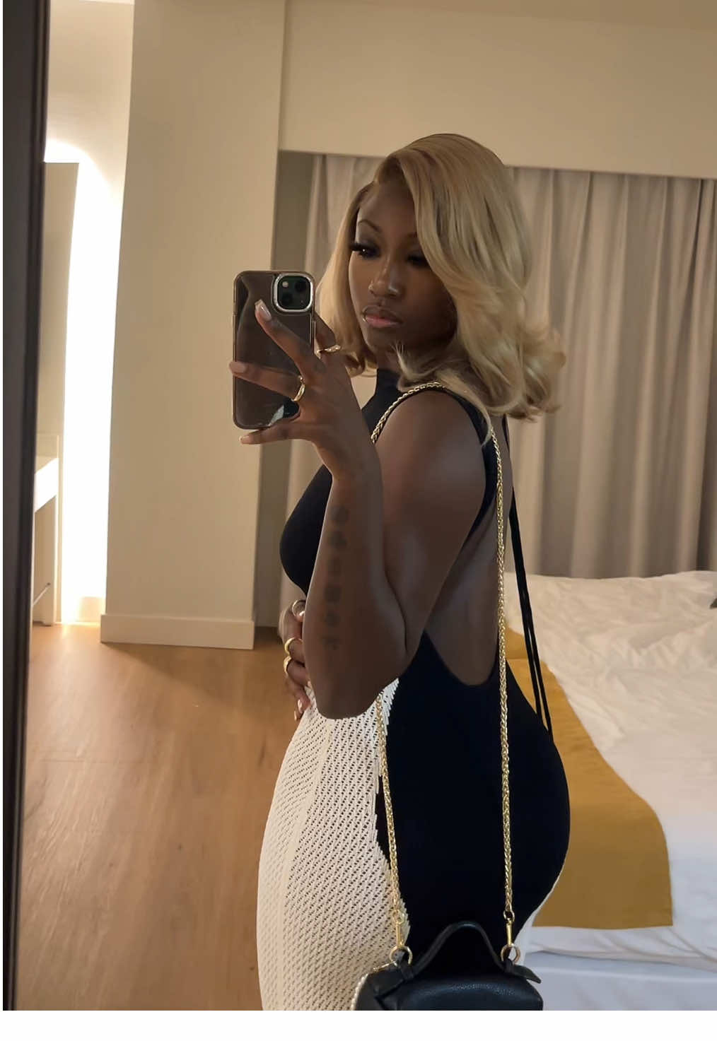 @nnikaa.x