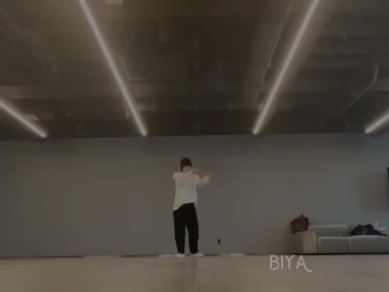 @✨