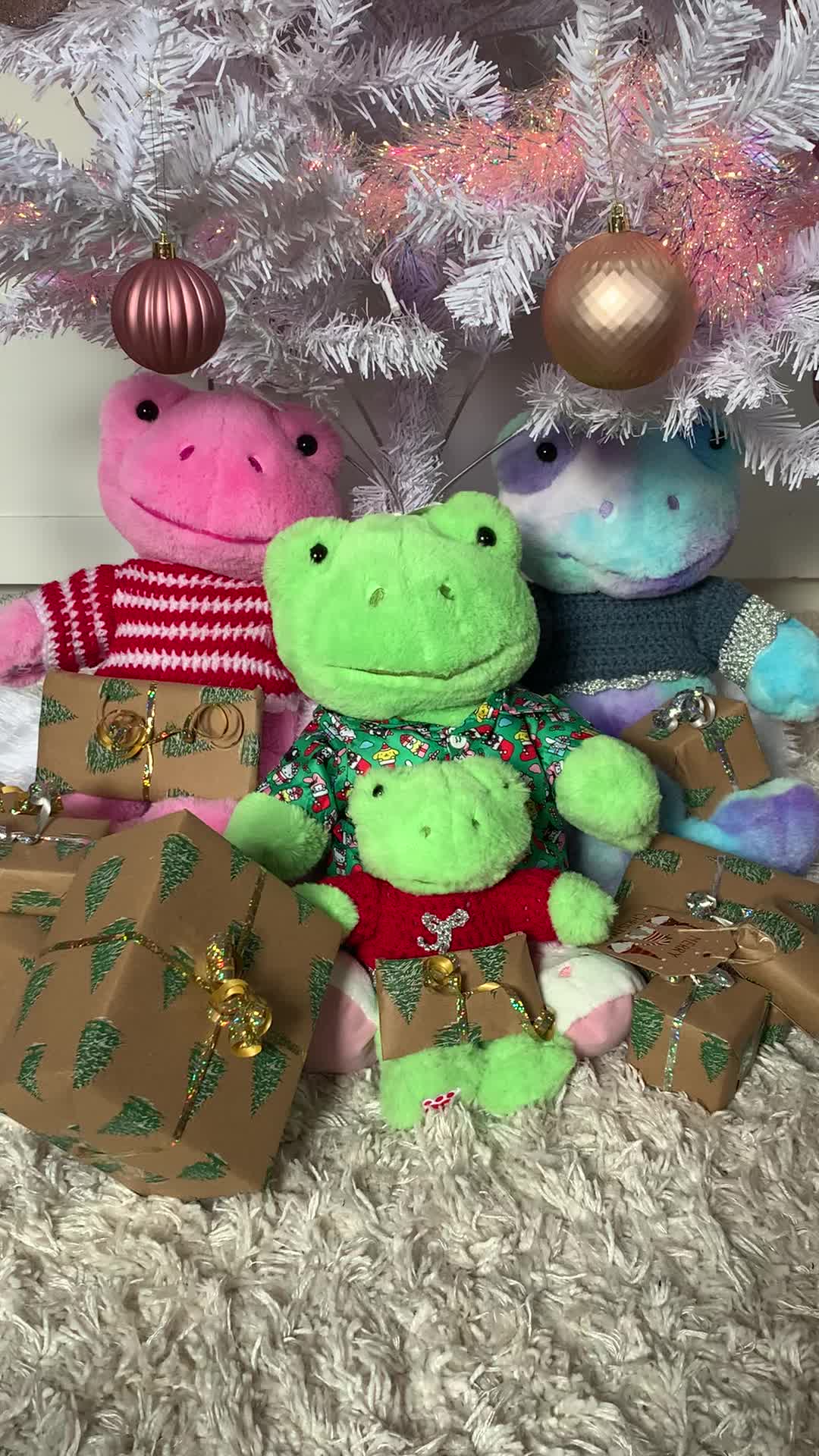 @Strawberry_frog_boutique